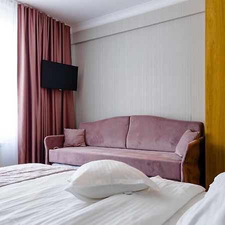 Hotel Roser House Boutique - Pe Malul Lacului Колибица Экстерьер фото