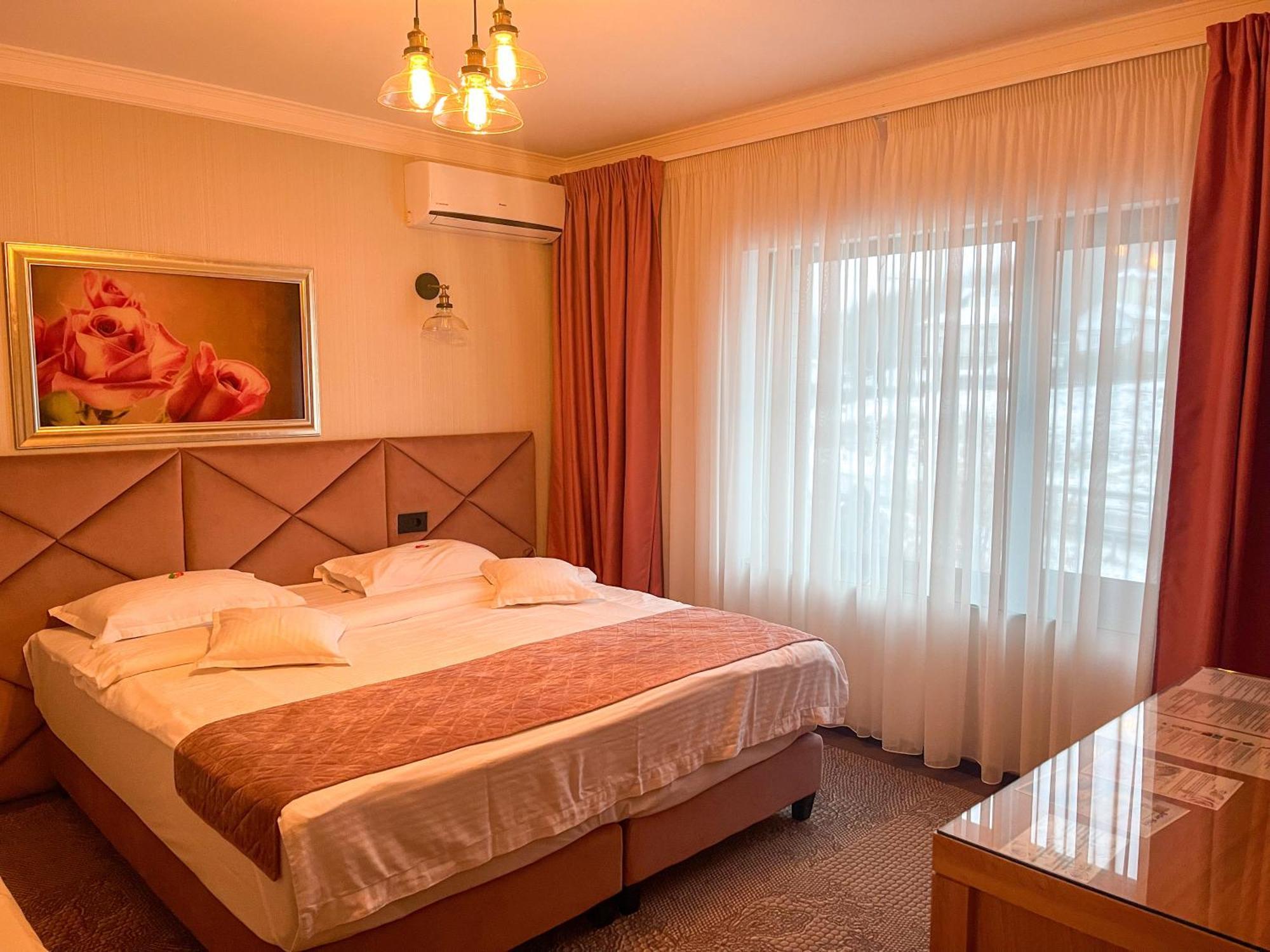 Hotel Roser House Boutique - Pe Malul Lacului Колибица Экстерьер фото
