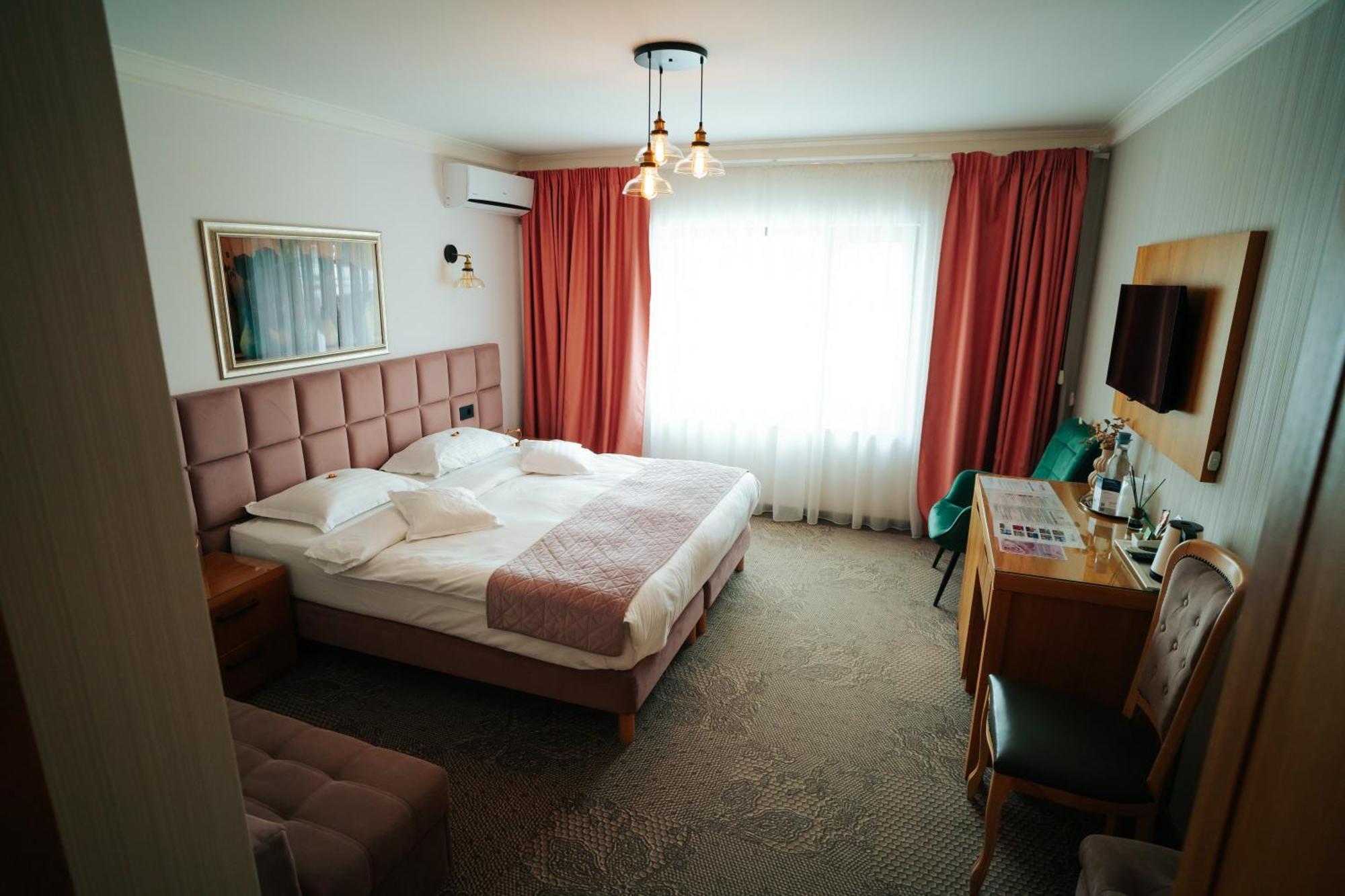 Hotel Roser House Boutique - Pe Malul Lacului Колибица Экстерьер фото